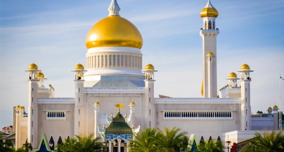 Sultan Omar Ali Saifuddien Mosque
