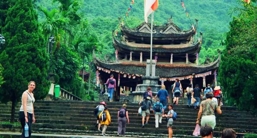 One day trip to Perfume Pagoda