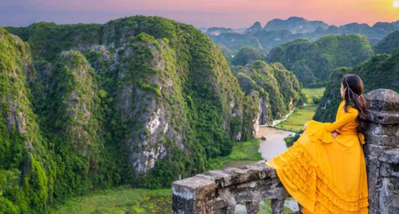 Vietnam Odyssey - Colors of the East