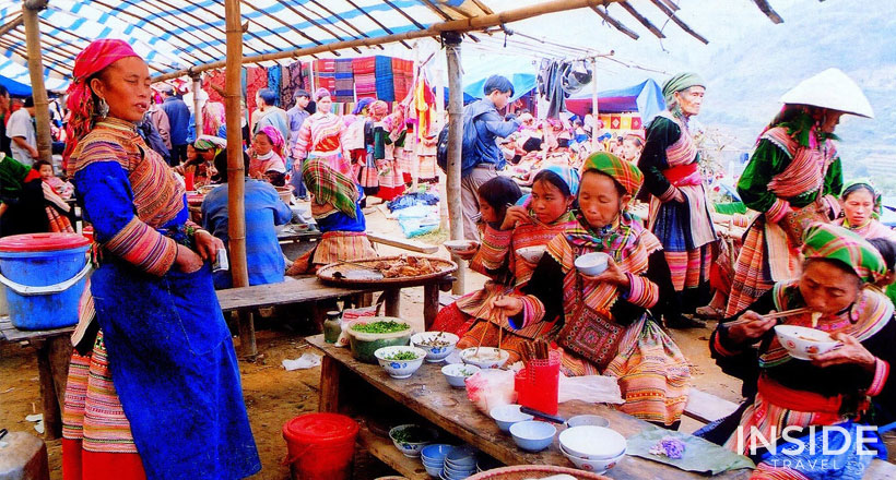 Colorful Bac Ha market private tour