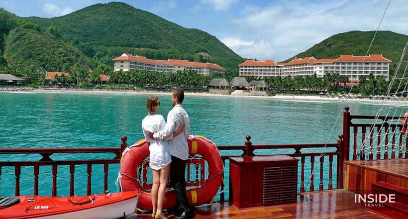 Nha Trang Bay Discovery with Emperor Cruise - SIC tour