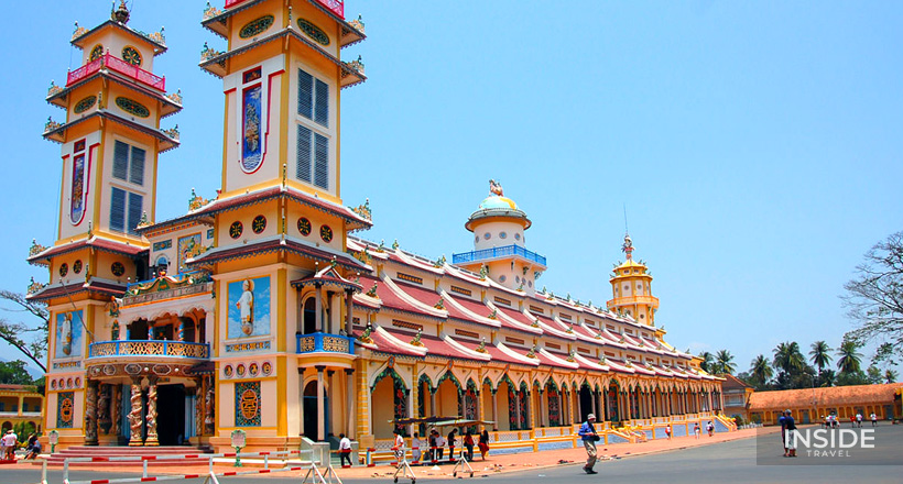 Full Day Cu Chi Tunnels and Cao Dai Temple Tour