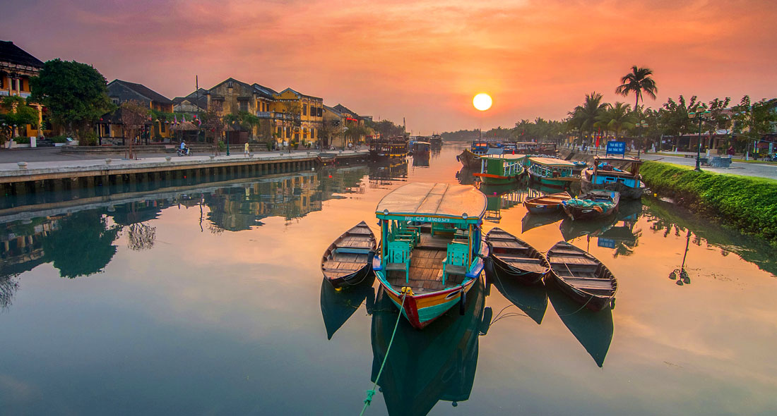 Snapshots of welcoming Vietnam