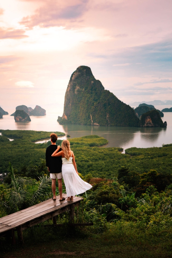 A description of my image.