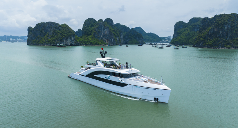Saquila Yacht Cruise